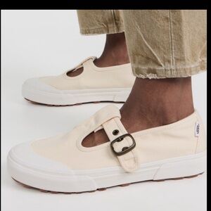 NEOT Vans Off-White Buckle sneakers